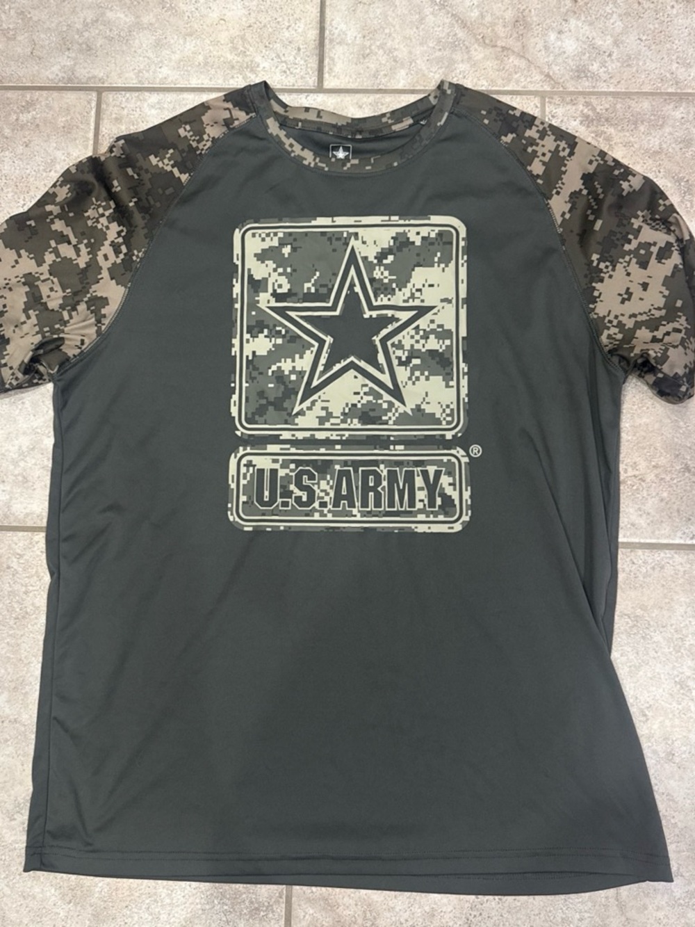 U.S. Army Olive Green Short-Sleeve Logo Tee with Camo Sleeves